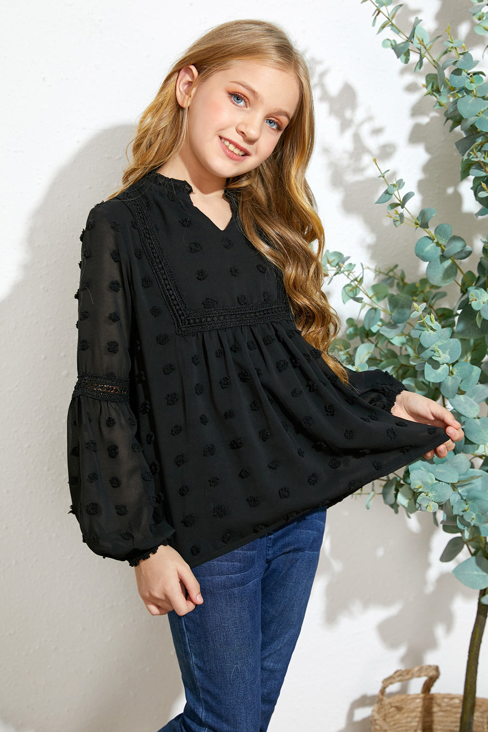 Kids Swiss Dot Spliced Lace Notched Blouse